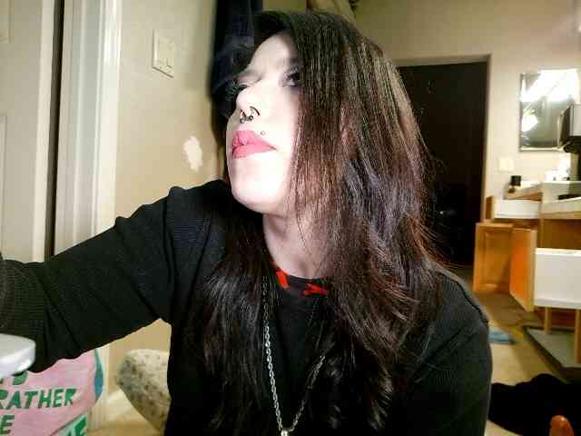 pleasantdinosaurus7537 webcam