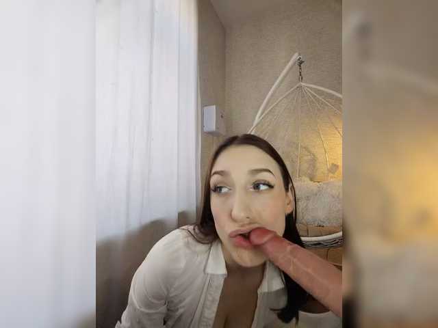 JanetOlson's BongaCams show and profile