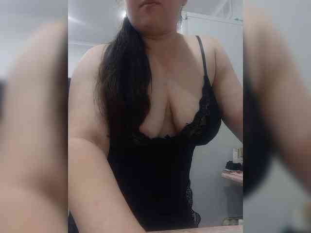 AnnaSova webcam