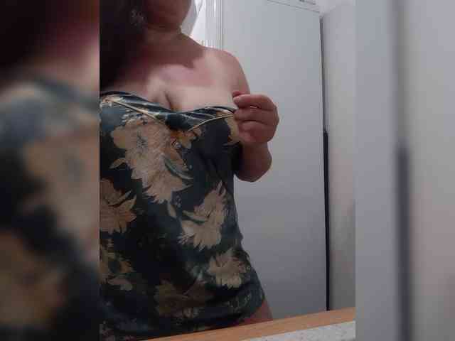 AnnaSova webcam