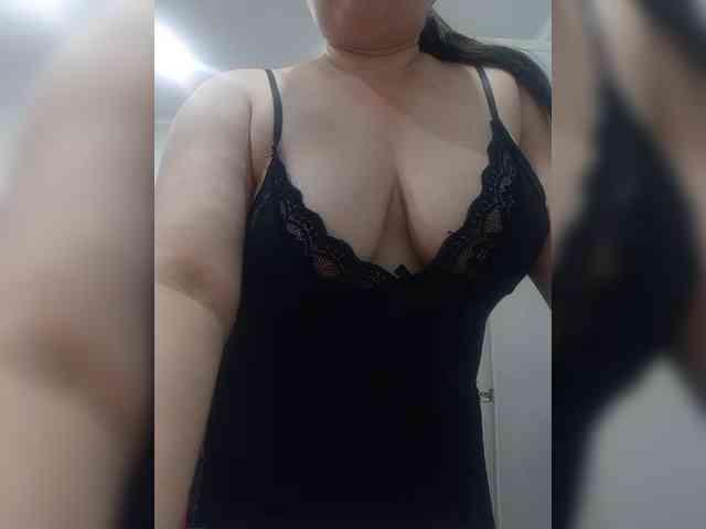 AnnaSova webcam