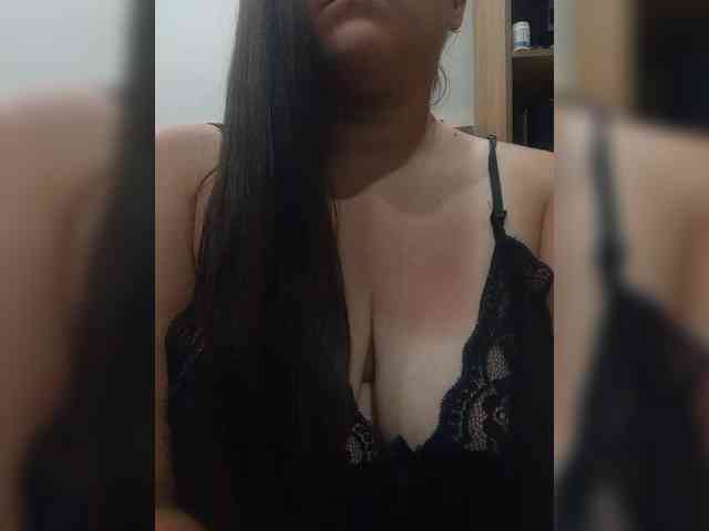 AnnaSova webcam