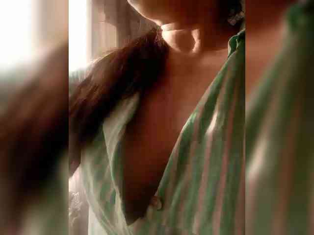 AnnaSova webcam