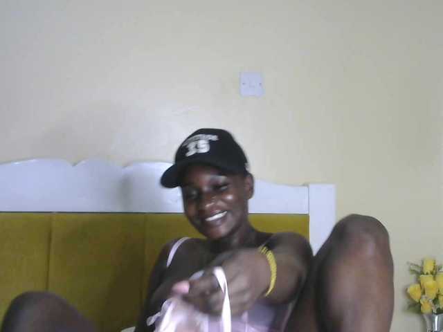 BradBubble's BongaCams show and profile