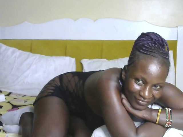 BradBubble from BongaCams