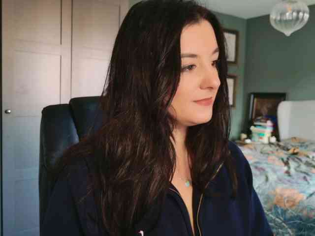 magicinabox Live Webcam on BongaCams