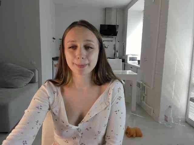 Mariahiness18 webcam