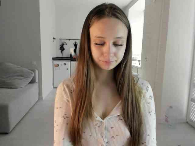 Mariahiness18 webcam