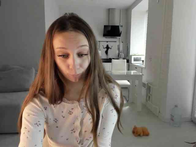 Mariahiness18 webcam
