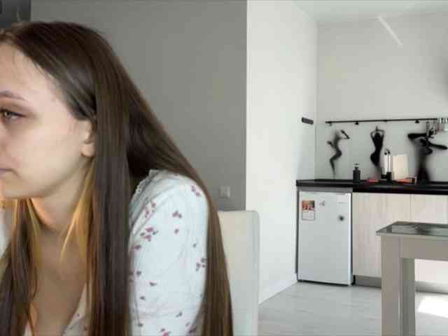 Mariahiness18 webcam