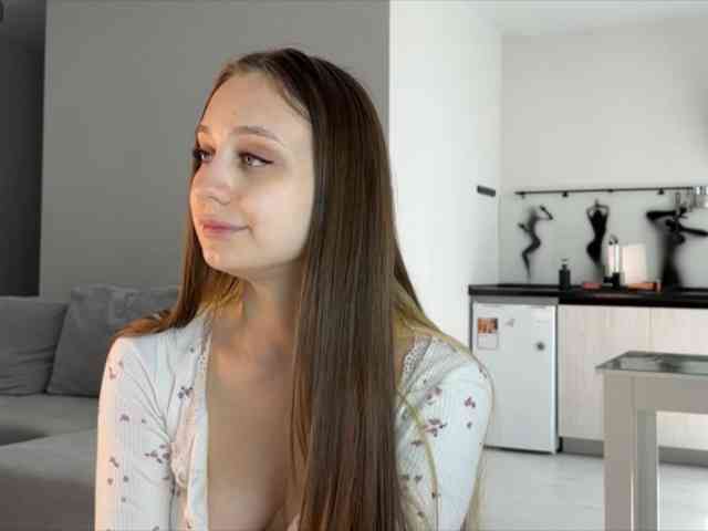 Mariahiness18 webcam