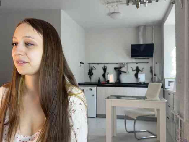Mariahiness18 webcam