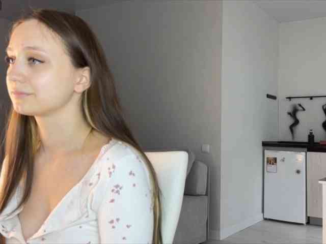 Mariahiness18 webcam