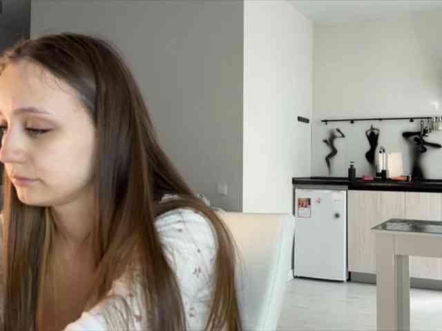 Mariahiness18 webcam