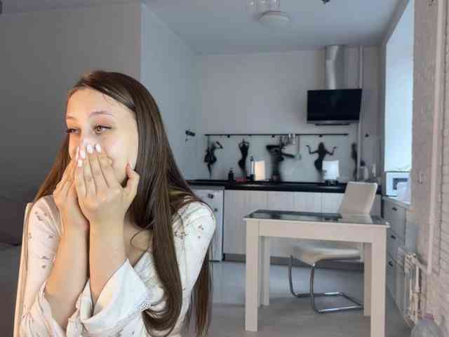 Mariahiness18 webcam