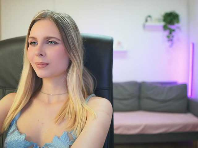 catecrago's BongaCams show and profile