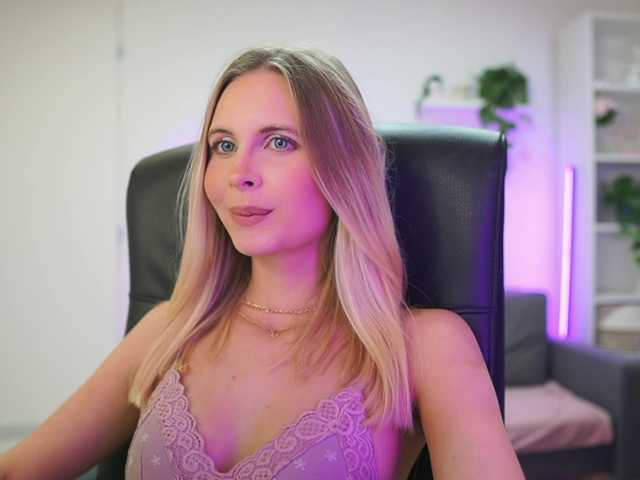 catecrago's BongaCams show and profile