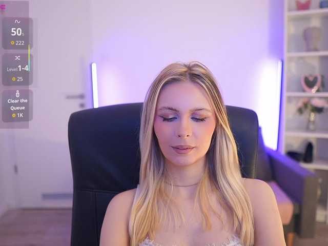 catecrago's BongaCams show and profile