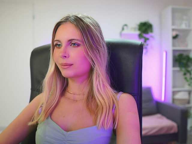 catecrago's BongaCams show and profile