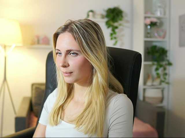 catecrago webcam bongacams model stream image