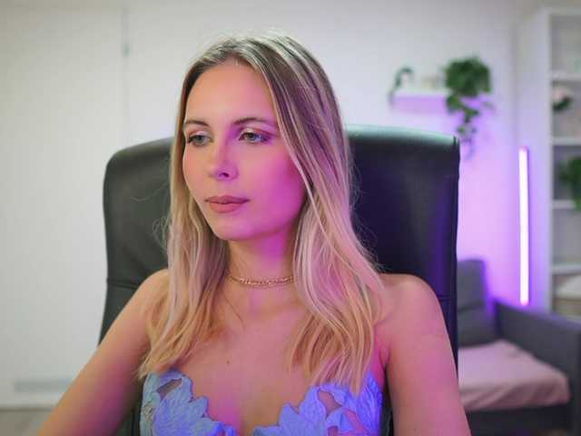 catecrago's BongaCams show and profile