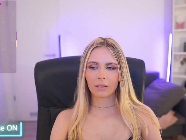 catecrago's BongaCams show and profile