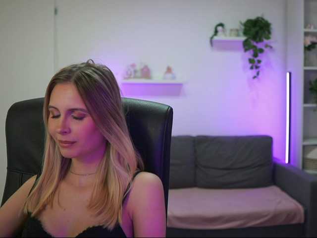 catecrago's BongaCams show and profile