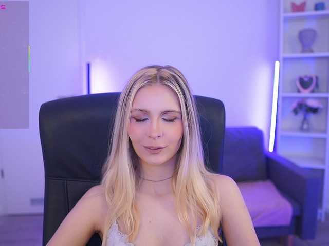 catecrago's BongaCams show and profile