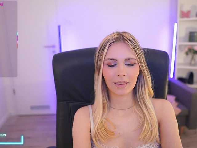 catecrago's BongaCams show and profile