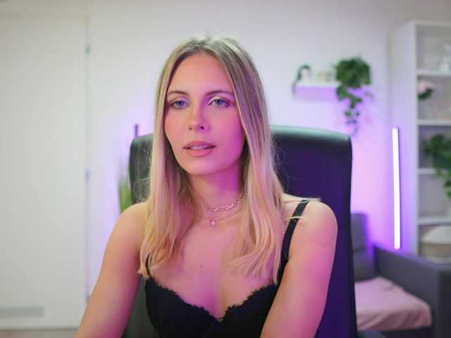 catecrago's BongaCams show and profile