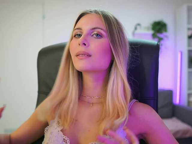 catecrago's BongaCams show and profile