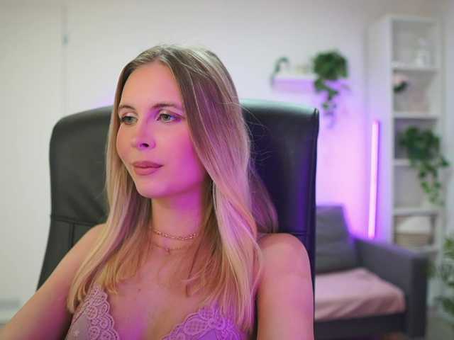 catecrago's BongaCams show and profile