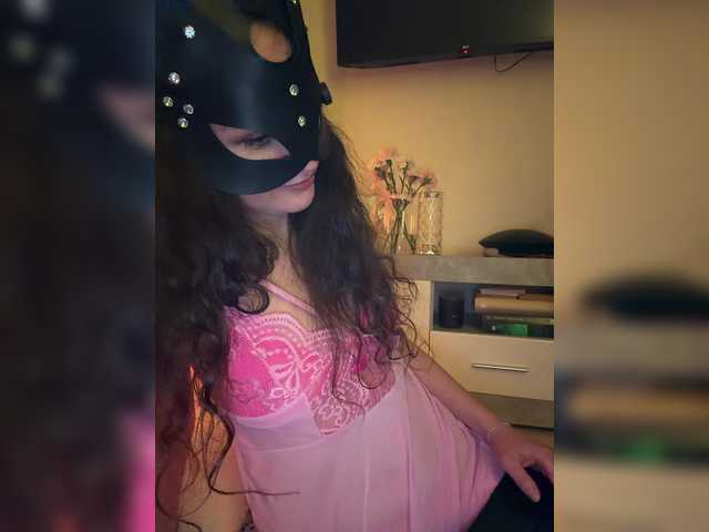 FeeBee — Mrrrr:) Kitty wanna play;)