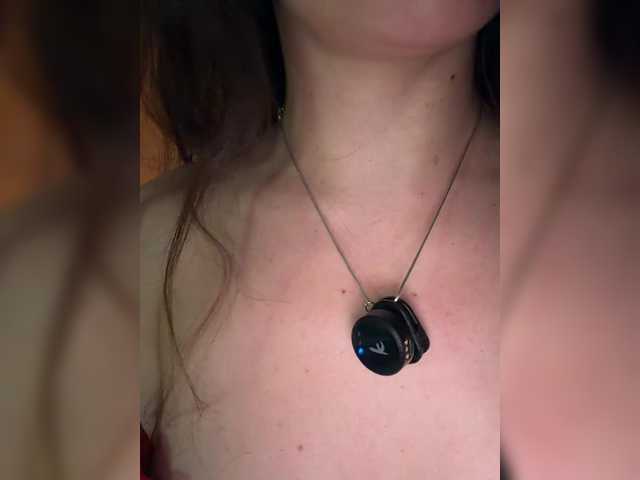 FeeBee from BongaCams