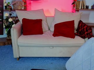 CoralineJones Porn Show