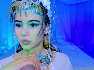 CoralineJones Porn Show