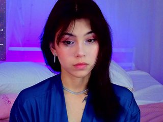 CoralineJones Porn Show