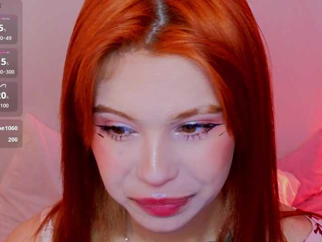 CoralineJones's BongaCams show and profile