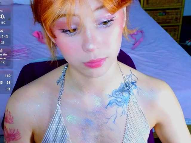 CoralineJones's BongaCams show and profile