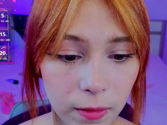 CoralineJones's BongaCams show and profile