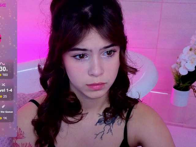 CoralineJones from BongaCams is Freechat