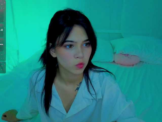 CoralineJones from BongaCams is Freechat