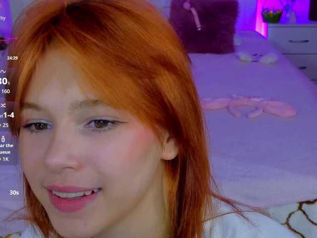 CoralineJones's BongaCams show and profile