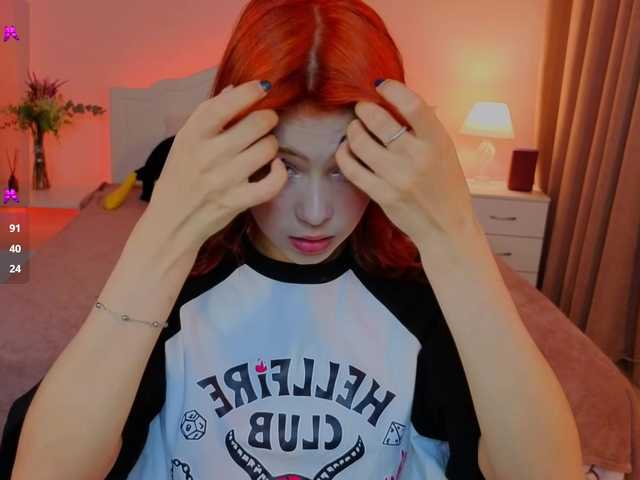 CoralineJones's BongaCams show and profile