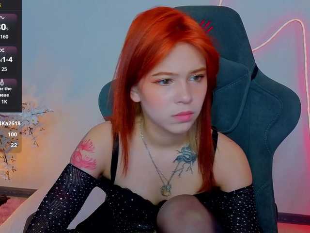 CoralineJones's BongaCams show and profile