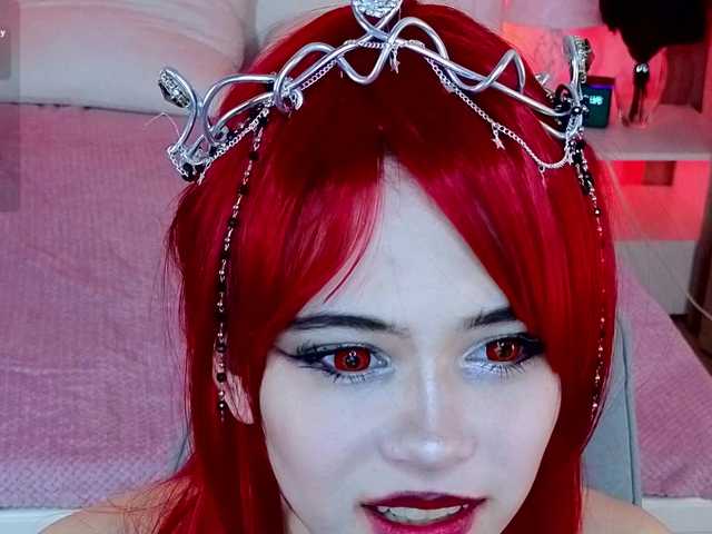 Hot CoralineJones wants you to fuck her body now CoralineJones from BongaCams