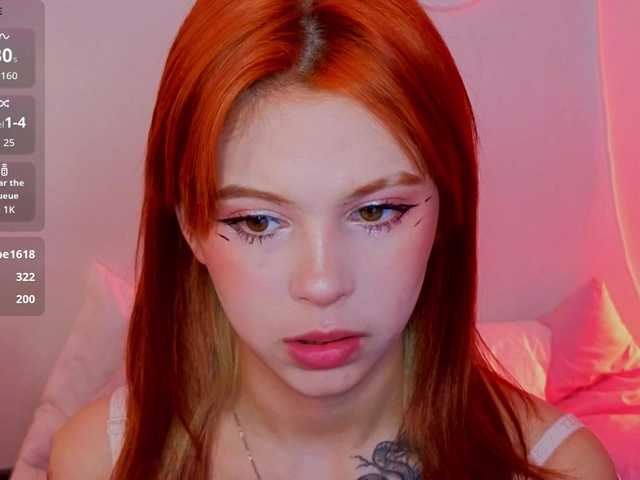 le modèle CoralineJones est en webcam porno dans un show sur le site bongacams, il possède les tags suivants: White/Caucasian,Redhead,Shaved