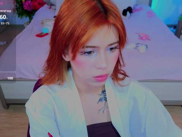 CoralineJones's BongaCams show and profile