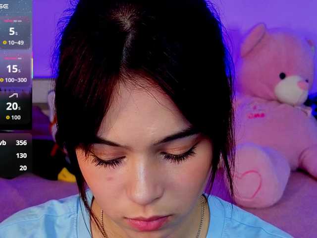 эросцена CoralineJones