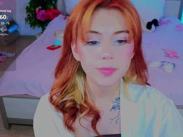 CoralineJones's BongaCams show and profile